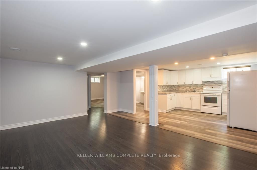 Photo 15 of 78 Gram Avenue, Welland, N. Welland — HOMEH
