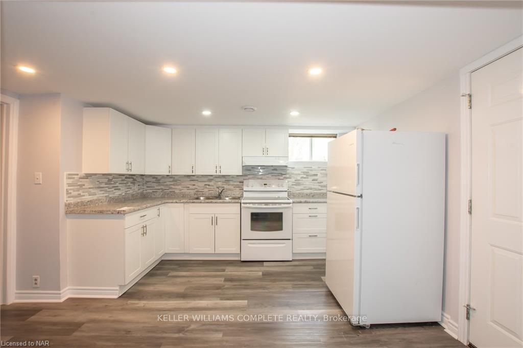 Photo 16 of 78 Gram Avenue, Welland, N. Welland — HOMEH