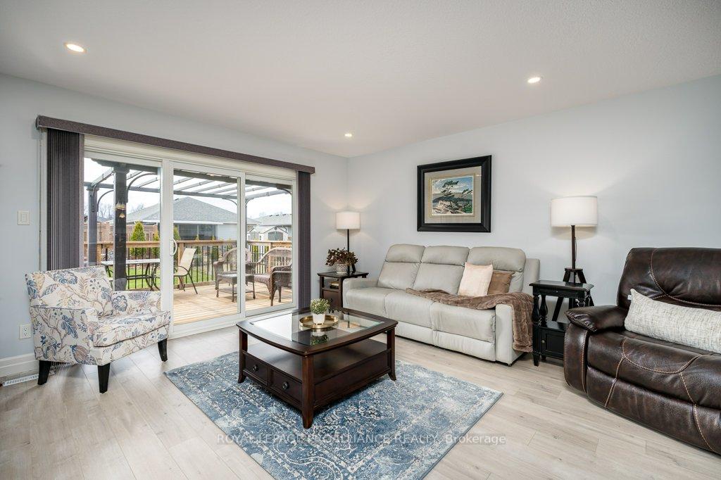 Photo 10 of 14 Caleb Crescent, Quinte West, Frankford Ward — HOMEH