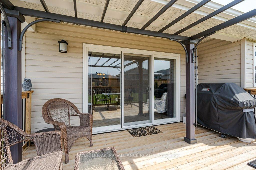 Photo 12 of 14 Caleb Crescent, Quinte West, Frankford Ward — HOMEH