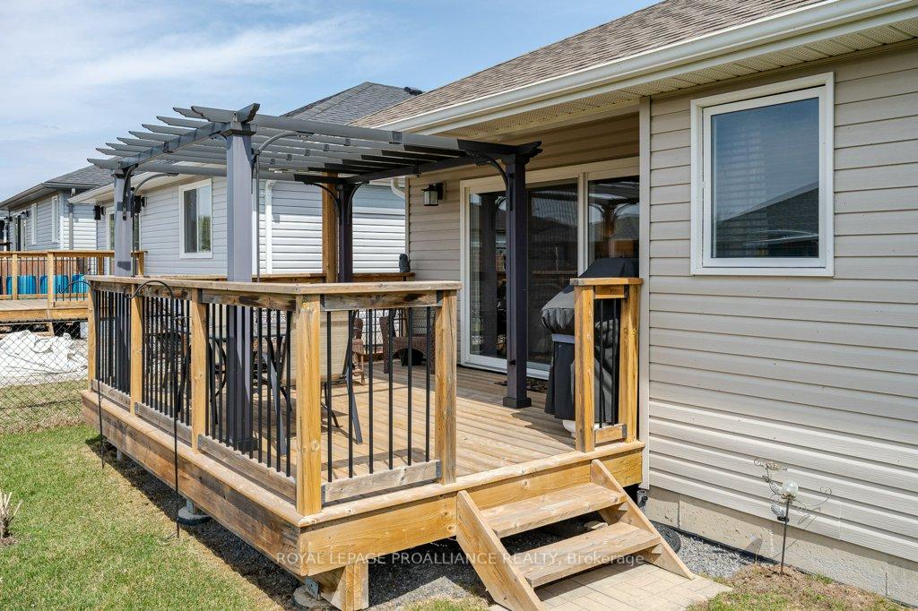 Photo 33 of 14 Caleb Crescent, Quinte West, Frankford Ward — HOMEH