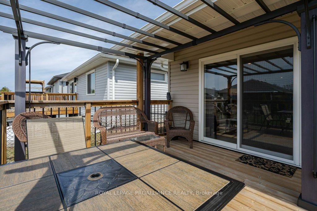 Photo 35 of 14 Caleb Crescent, Quinte West, Frankford Ward — HOMEH