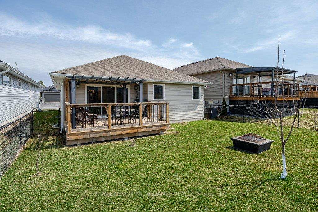 Photo 38 of 14 Caleb Crescent, Quinte West, Frankford Ward — HOMEH