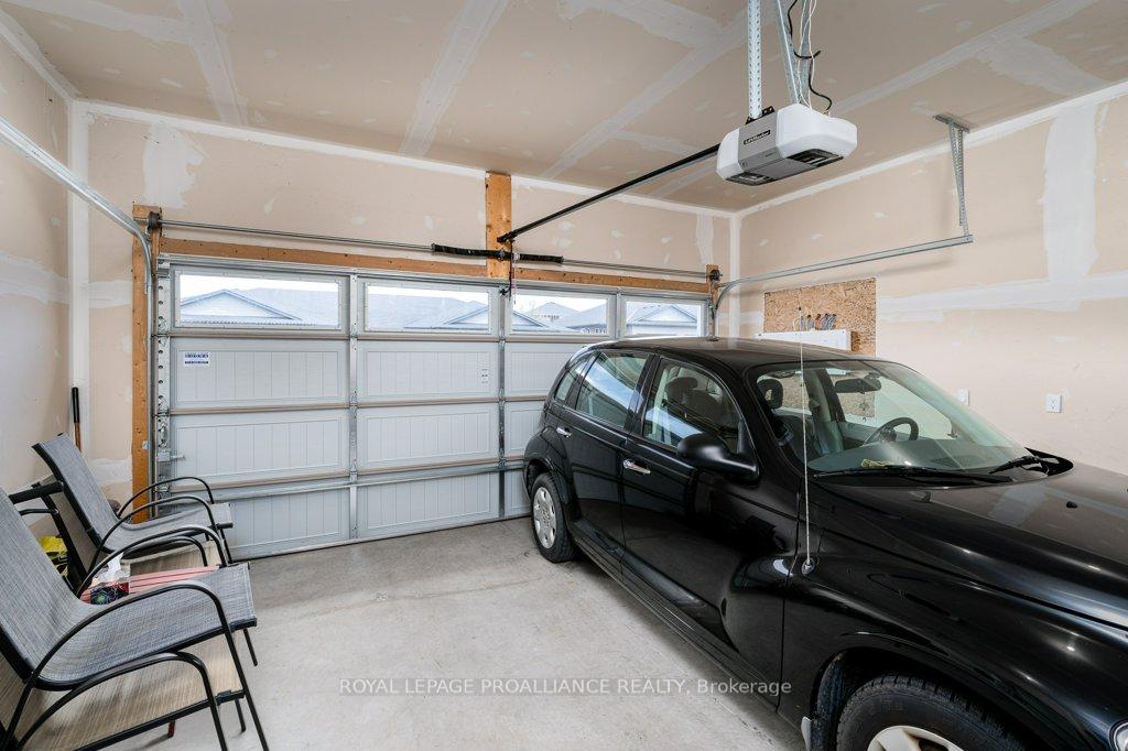 Photo 40 of 14 Caleb Crescent, Quinte West, Frankford Ward — HOMEH