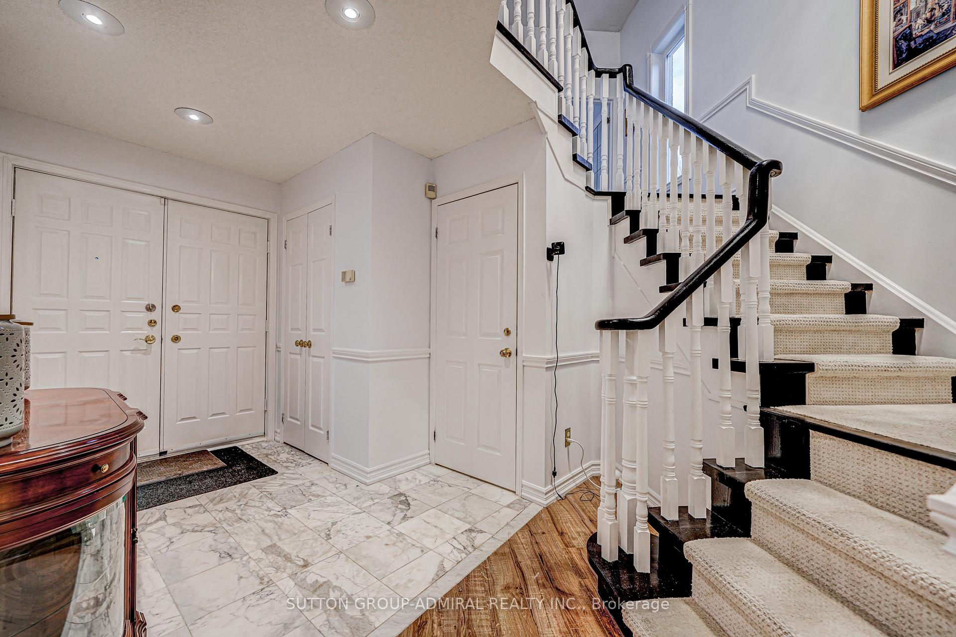 Photo 3 of Unit Main, 62 Venice Crescent, Vaughan, Beverley Glen — HOMEH