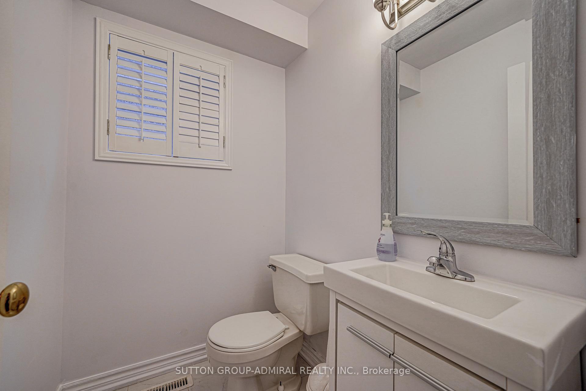 Photo 22 of Unit Main, 62 Venice Crescent, Vaughan, Beverley Glen — HOMEH