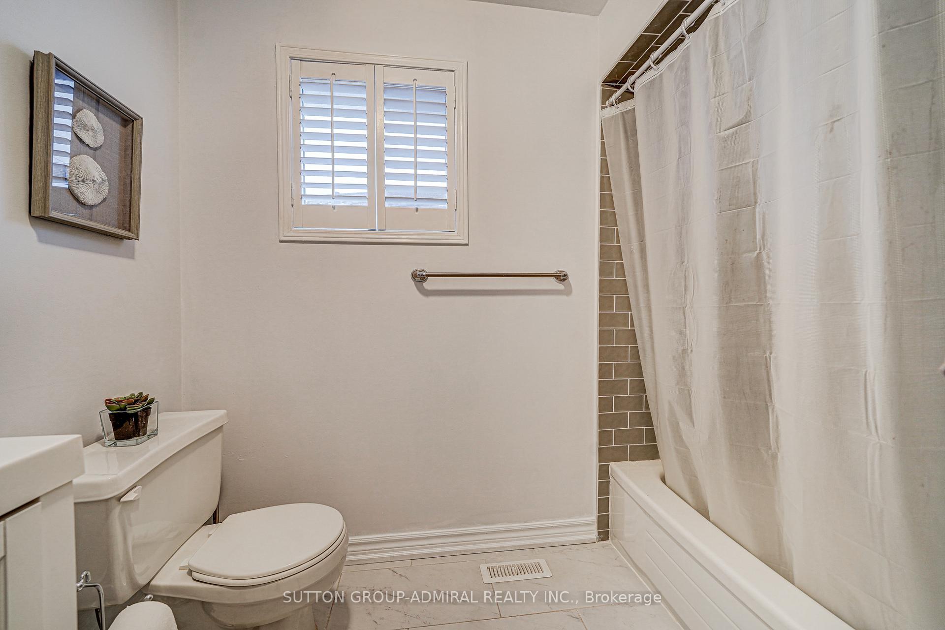 Photo 39 of Unit Main, 62 Venice Crescent, Vaughan, Beverley Glen — HOMEH