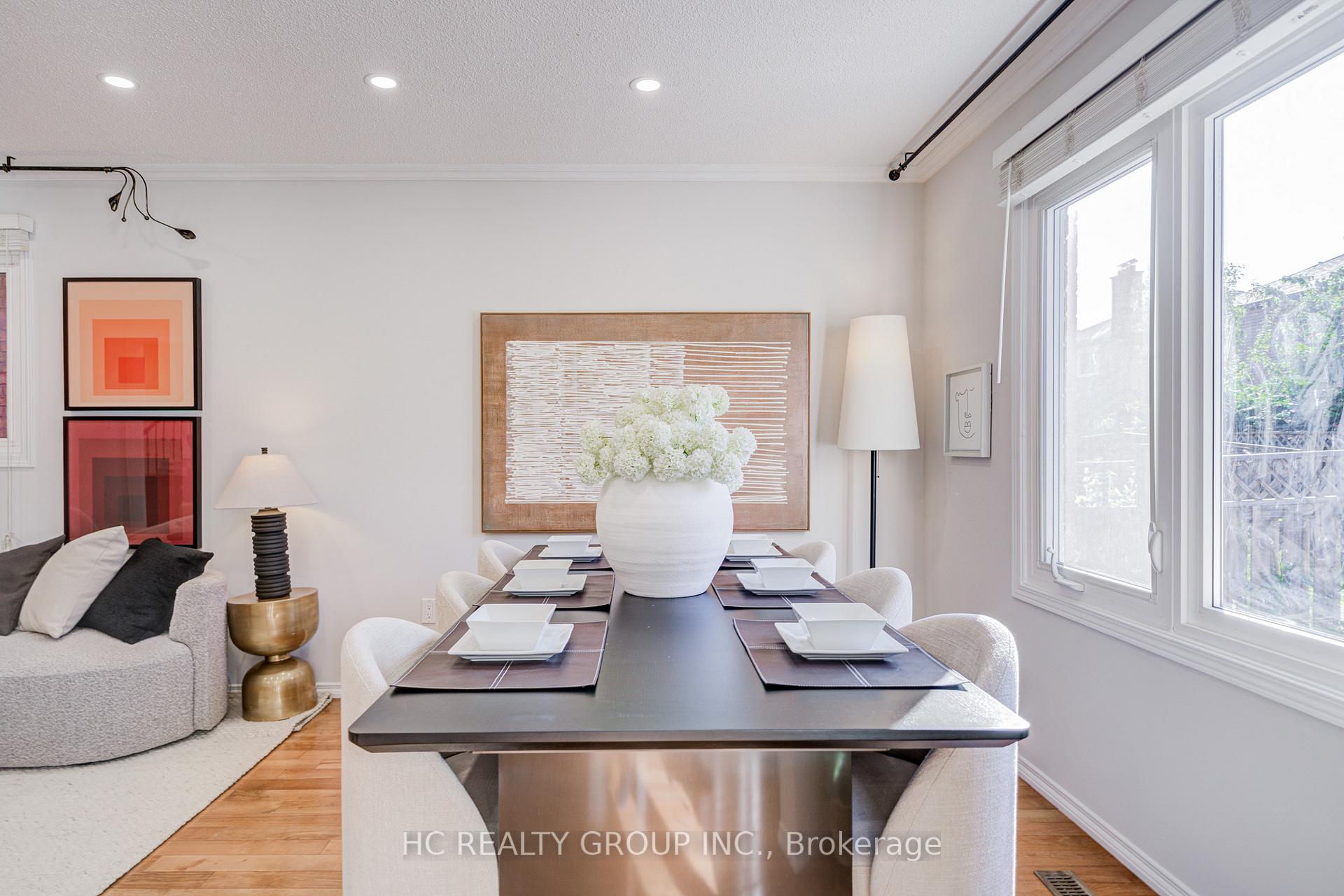 Photo 13 of 51 Mountfield Crescent, Vaughan, Brownridge — HOMEH