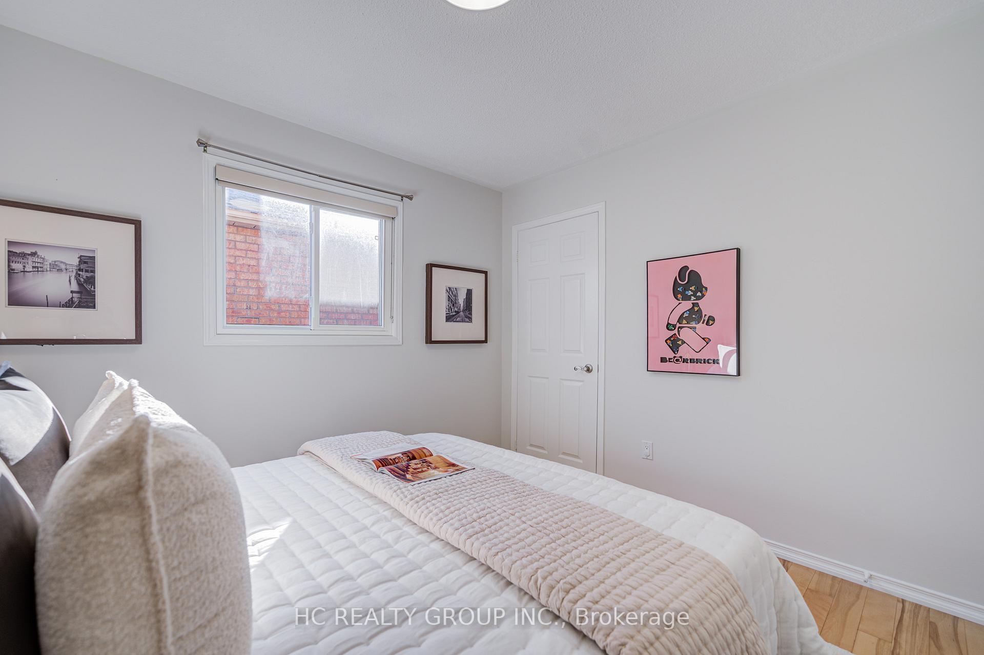 Photo 24 of 51 Mountfield Crescent, Vaughan, Brownridge — HOMEH