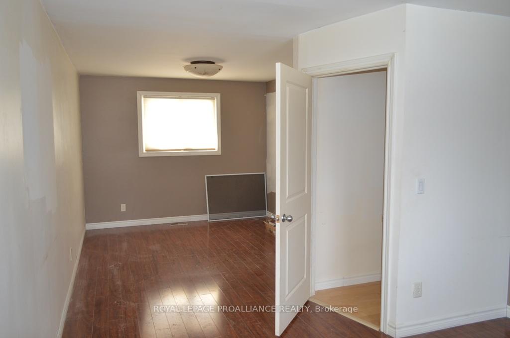 Photo 8 of 70 Jeffrey Drive, Quinte West, Sidney Ward — HOMEH