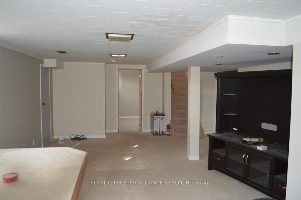 Photo 12 of 70 Jeffrey Drive, Quinte West, Sidney Ward — HOMEH