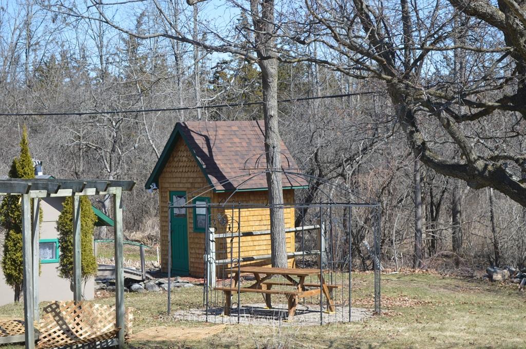 Photo 17 of 70 Jeffrey Drive, Quinte West, Sidney Ward — HOMEH