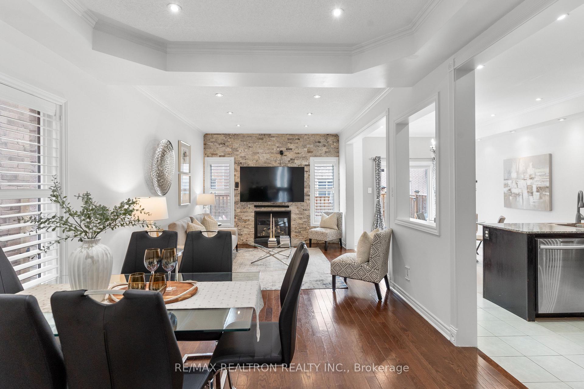 Photo 9 of 1571 Brandy Court, Pickering, Duffin Heights — HOMEH