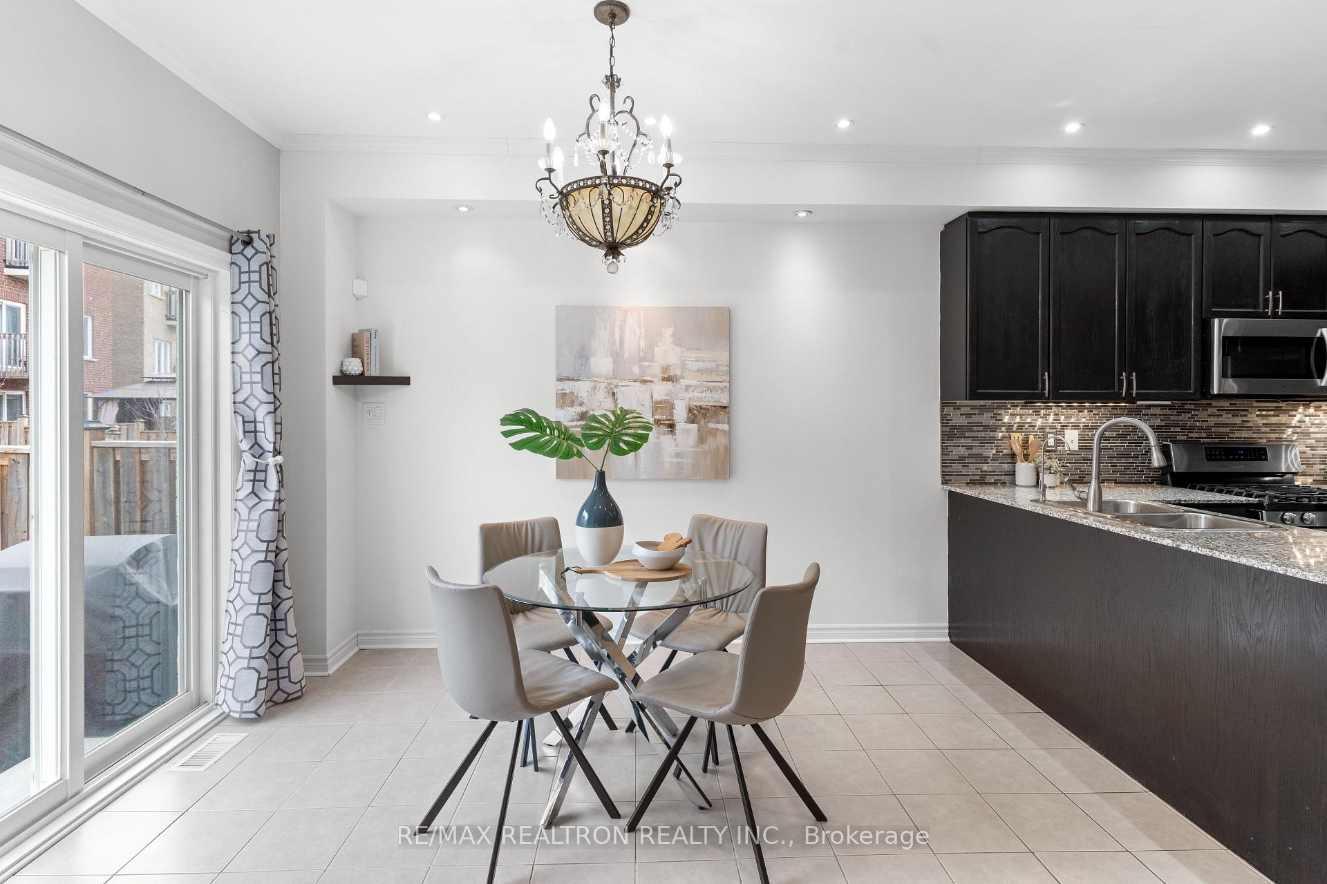 Photo 16 of 1571 Brandy Court, Pickering, Duffin Heights — HOMEH