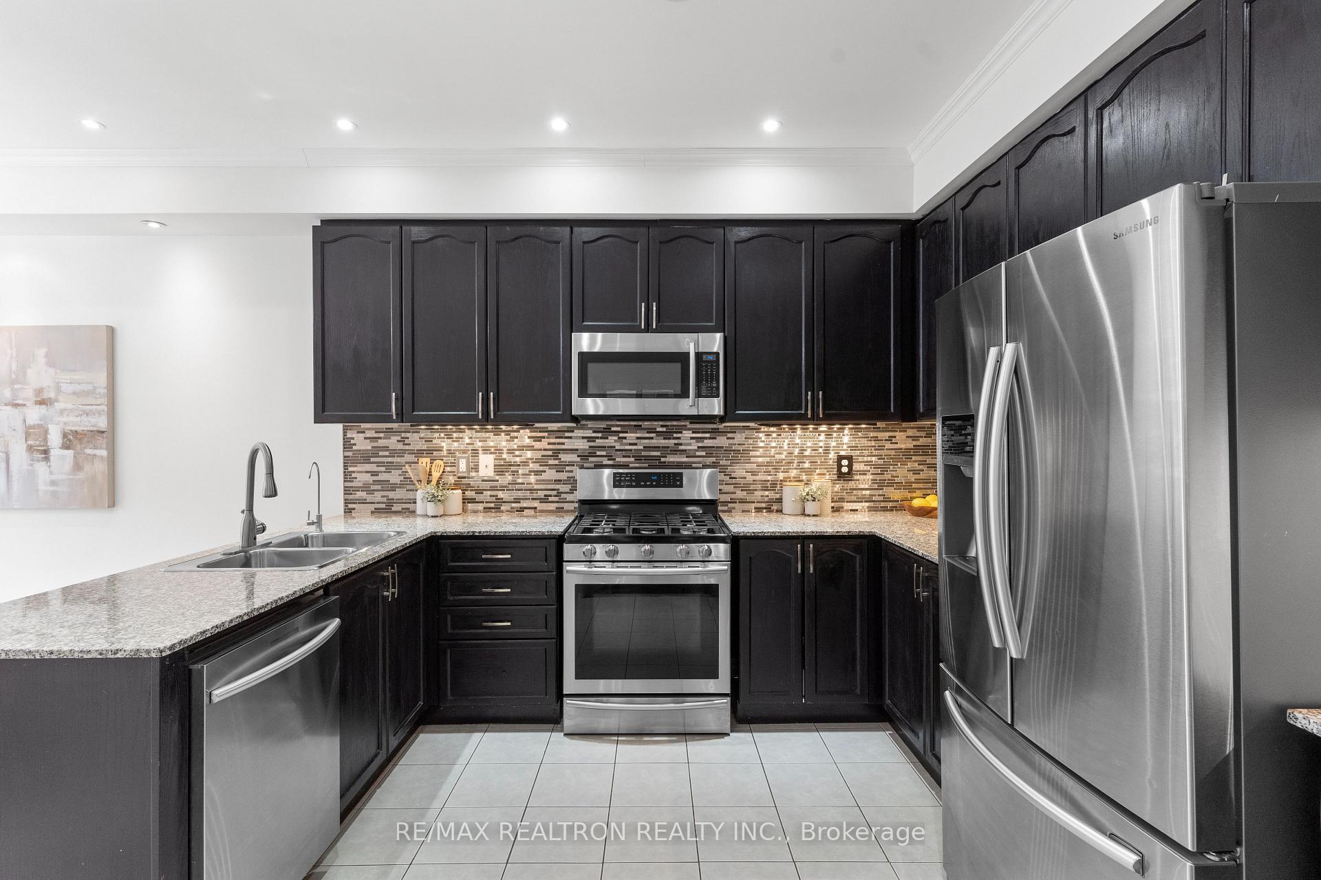 Photo 18 of 1571 Brandy Court, Pickering, Duffin Heights — HOMEH