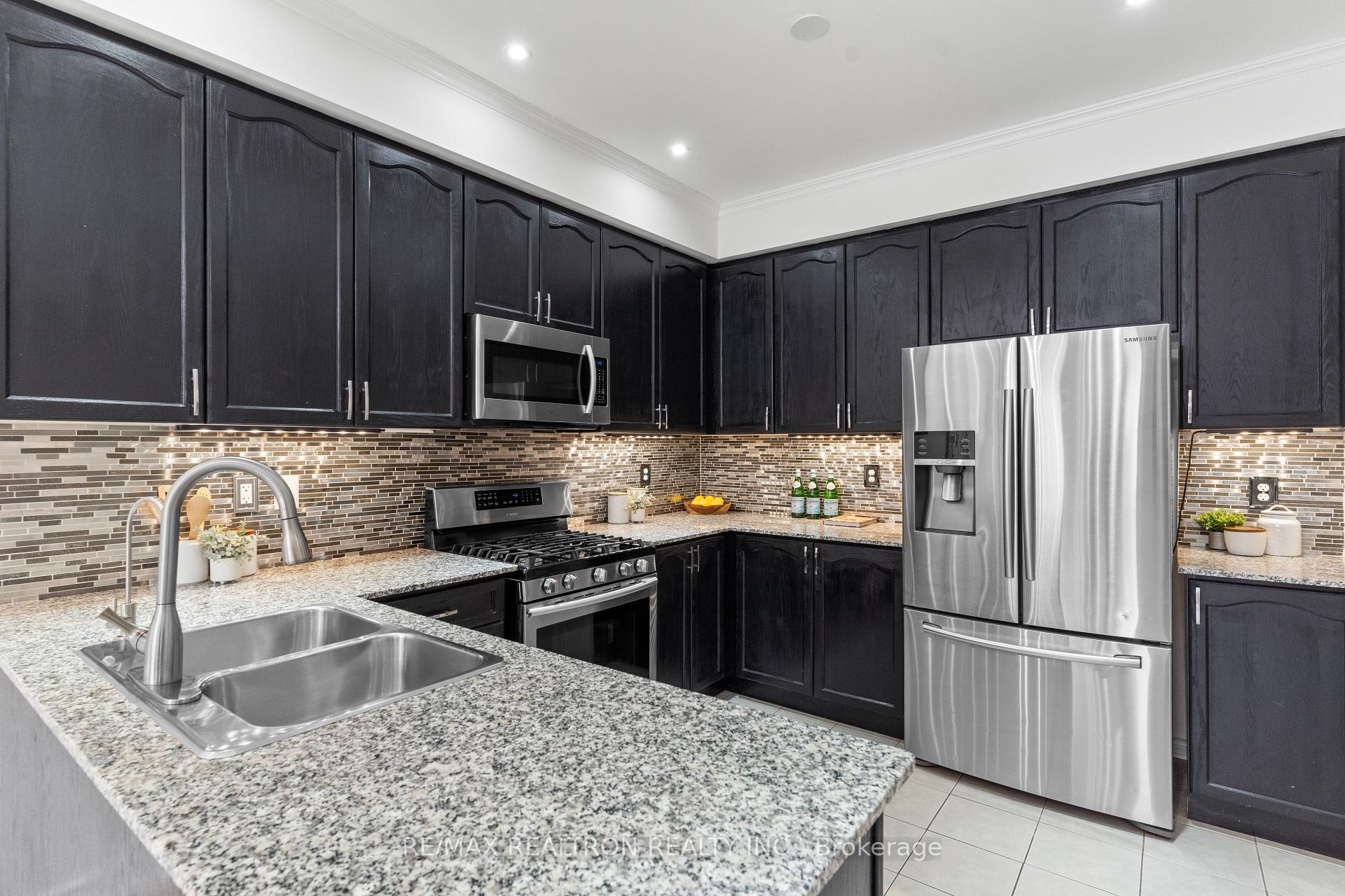 Photo 20 of 1571 Brandy Court, Pickering, Duffin Heights — HOMEH