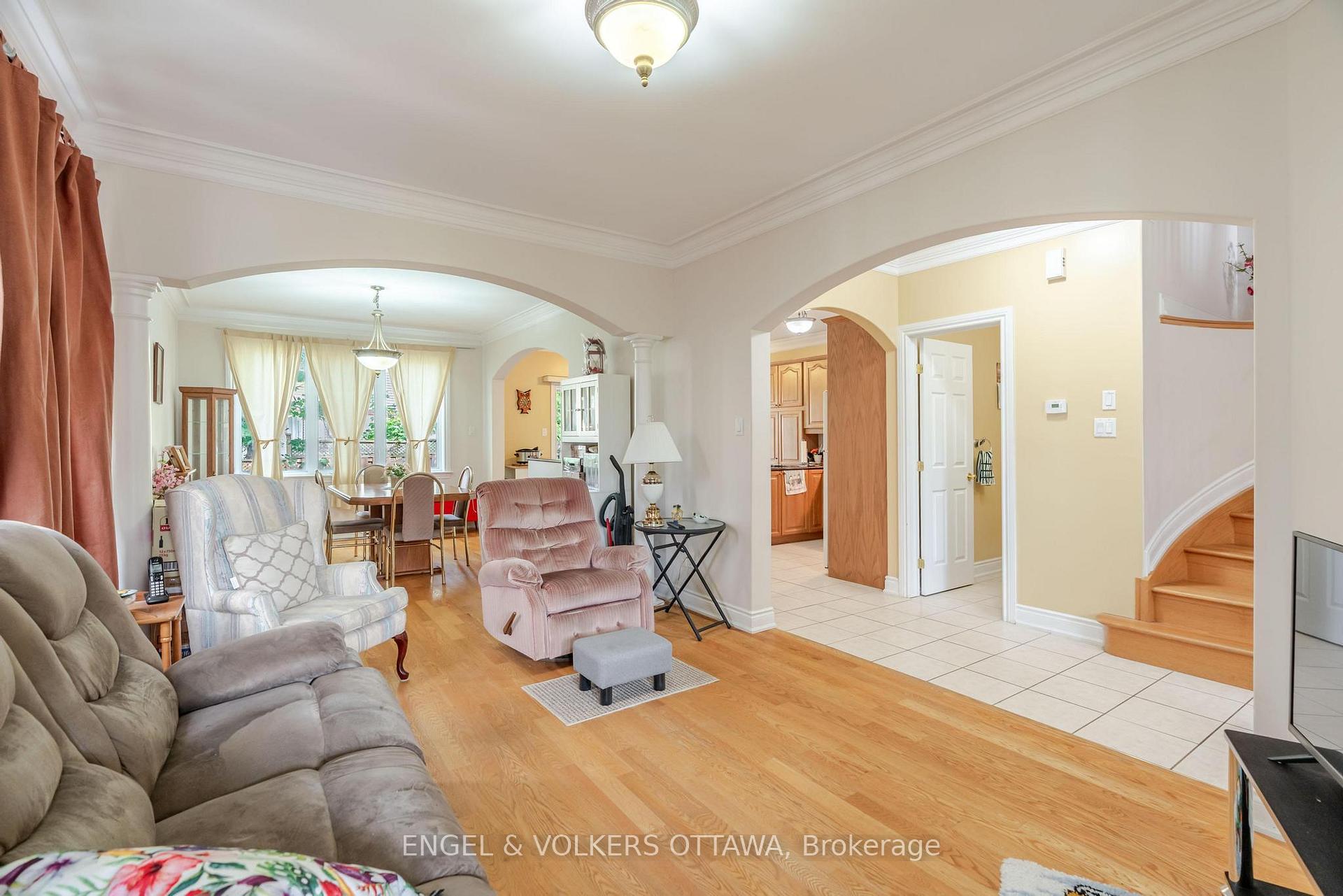 Photo 6 of 1649 Rosebella Avenue, Ottawa, Sawmill Creek/Timbermill — HOMEH