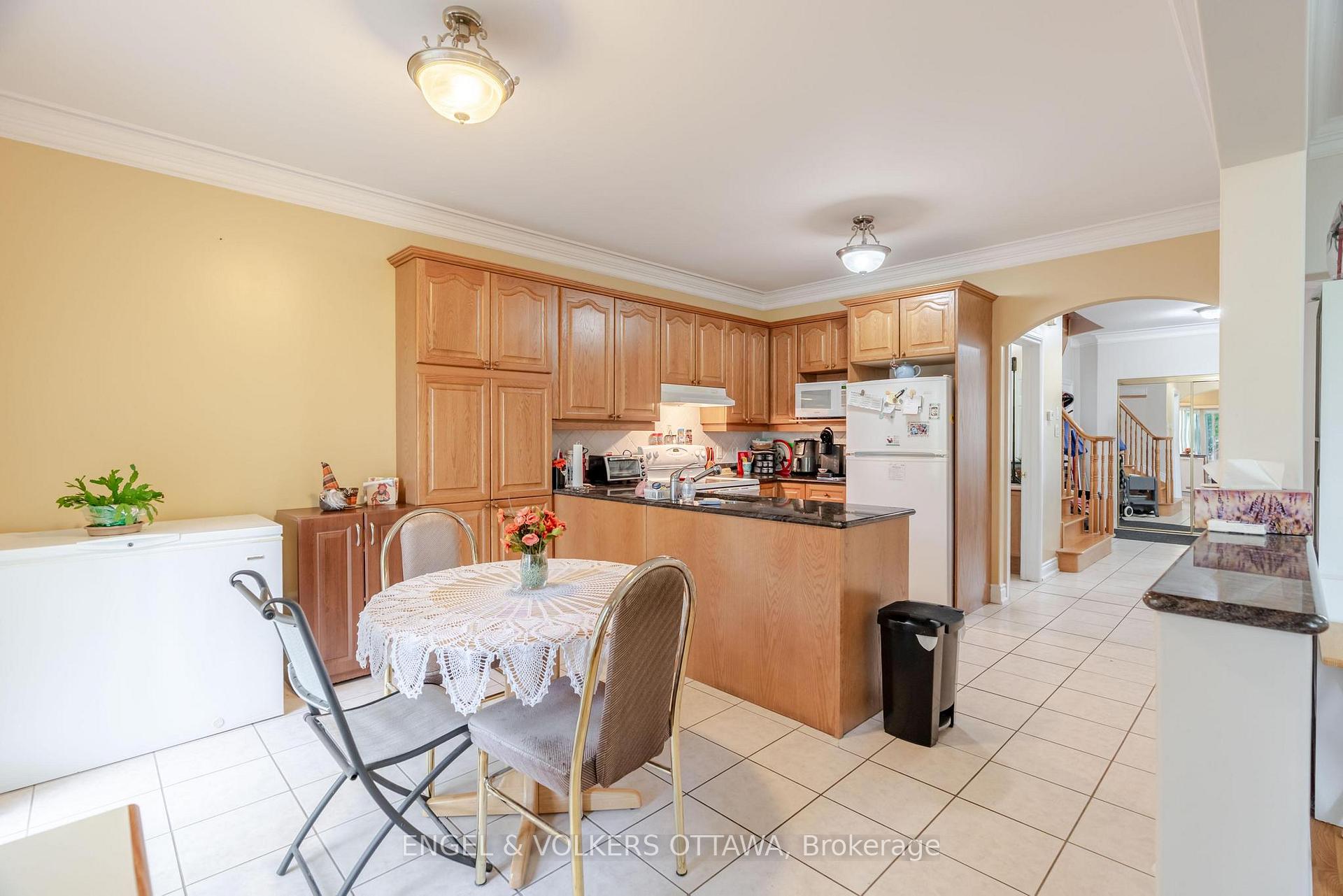 Photo 13 of 1649 Rosebella Avenue, Ottawa, Sawmill Creek/Timbermill — HOMEH