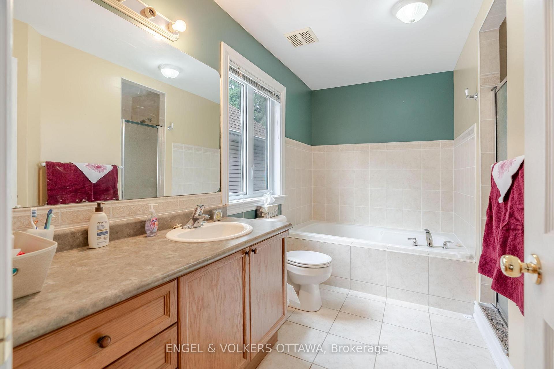 Photo 32 of 1649 Rosebella Avenue, Ottawa, Sawmill Creek/Timbermill — HOMEH
