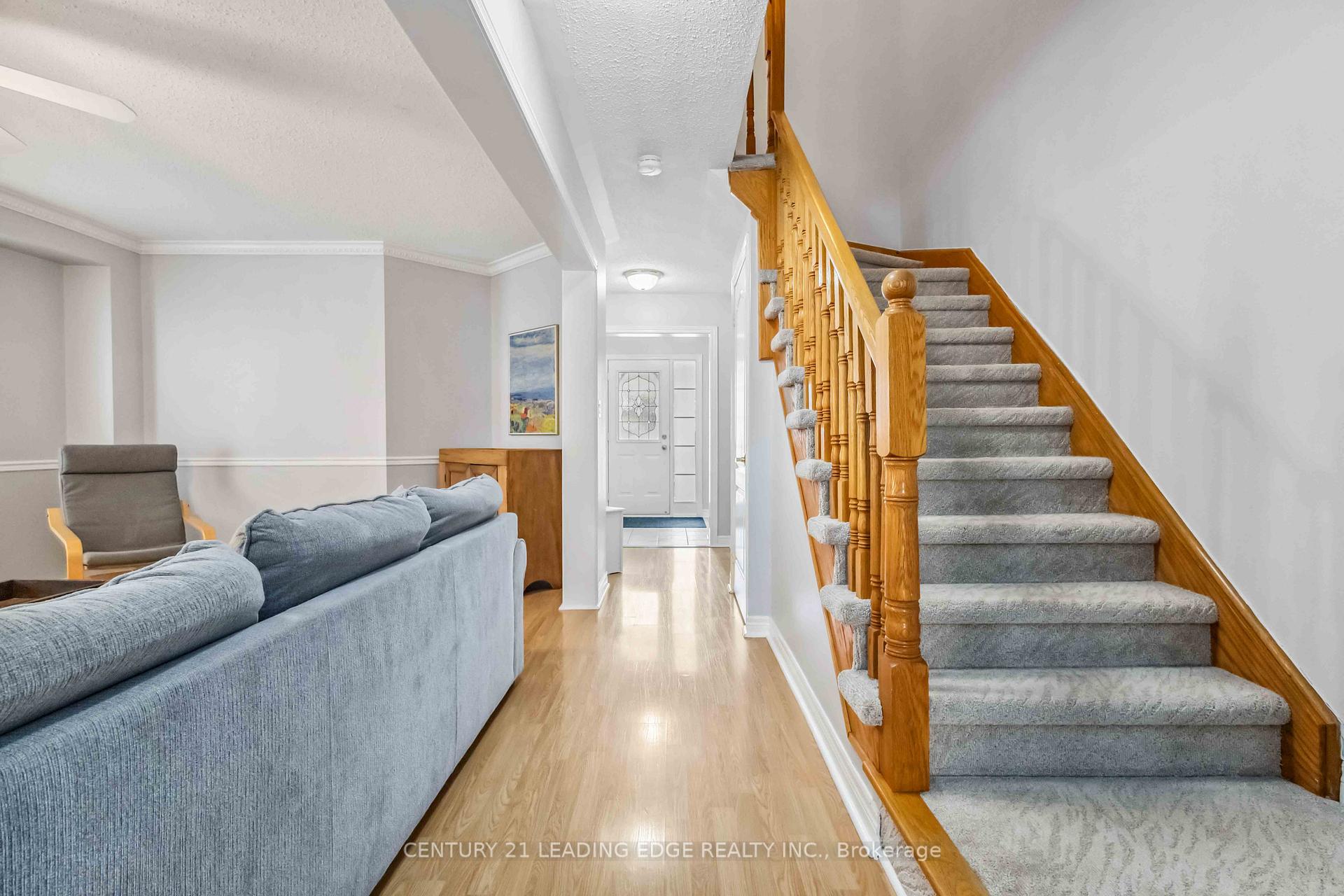 Photo 3 of 68 Melody Drive, Whitby, Brooklin — HOMEH