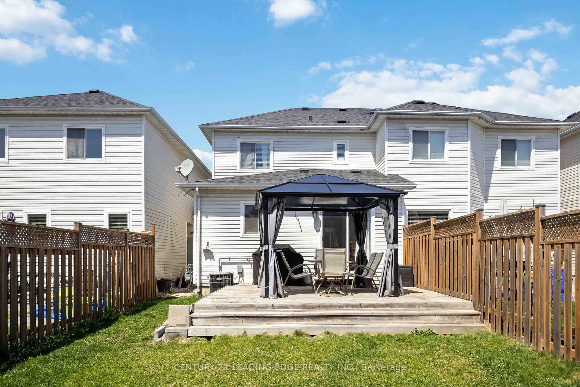Photo 33 of 68 Melody Drive, Whitby, Brooklin — HOMEH
