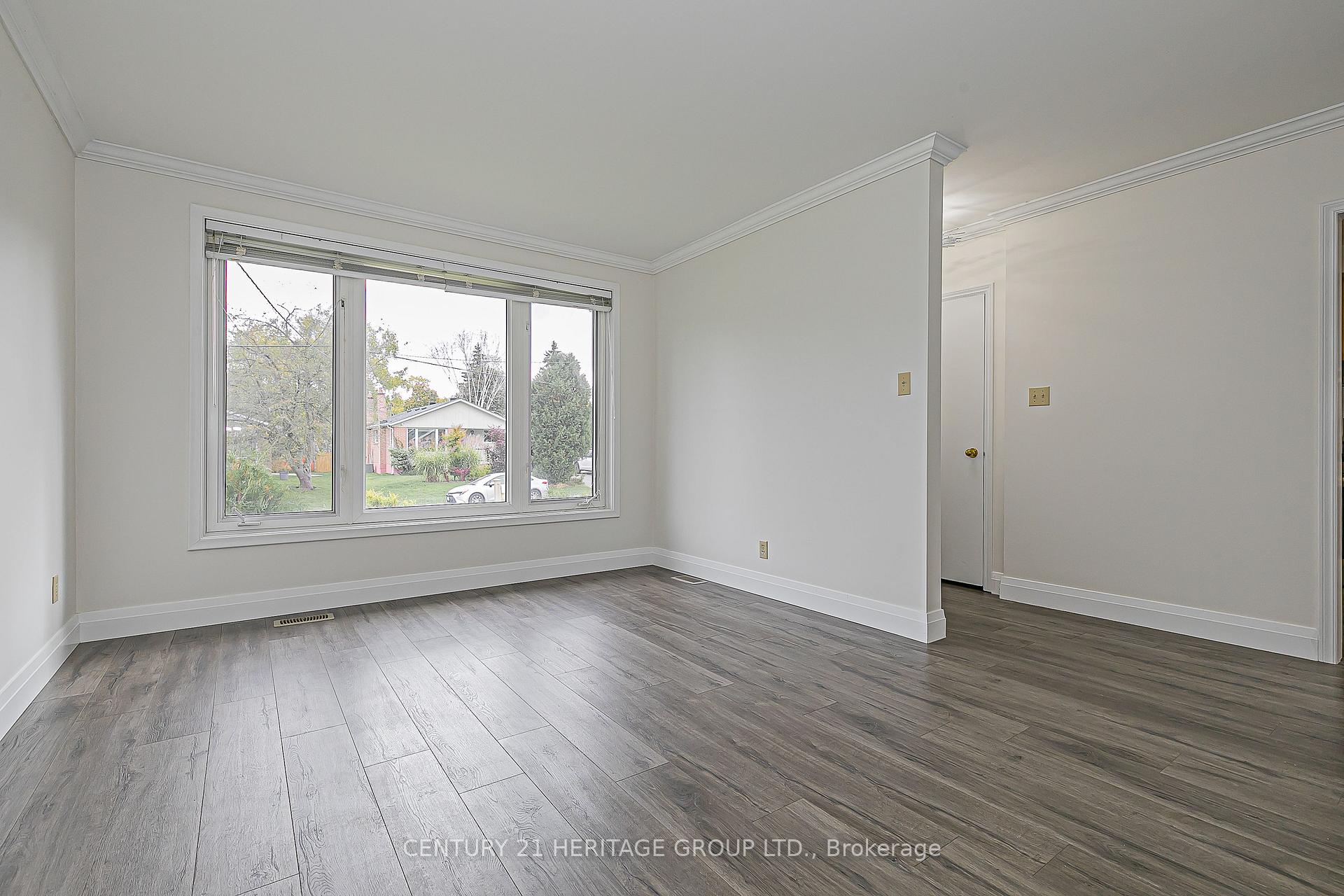 Photo 26 of 26 Knowles Crescent, Aurora, Aurora Highlands — HOMEH