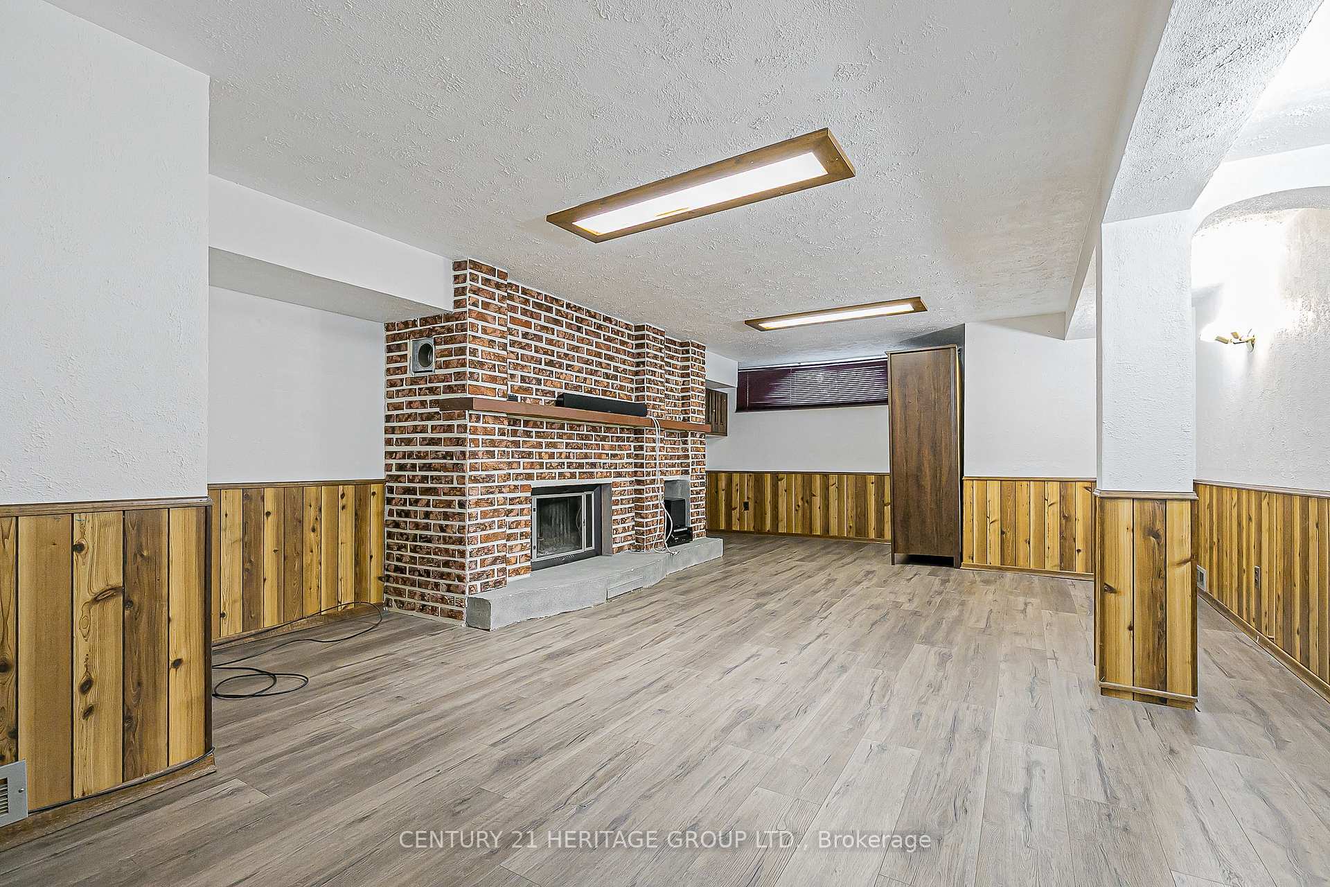 Photo 24 of 26 Knowles Crescent, Aurora, Aurora Highlands — HOMEH