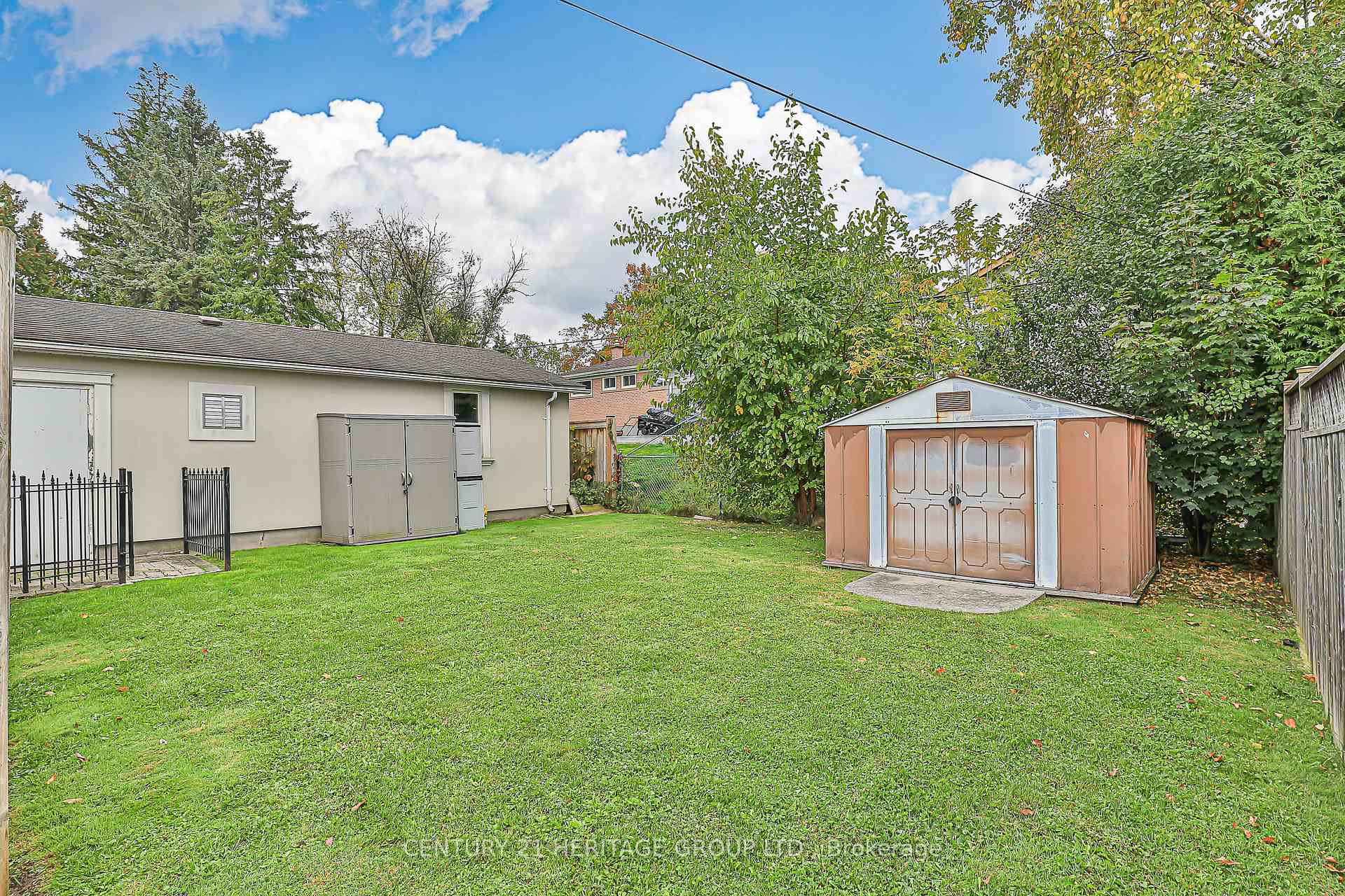 Photo 38 of 26 Knowles Crescent, Aurora, Aurora Highlands — HOMEH