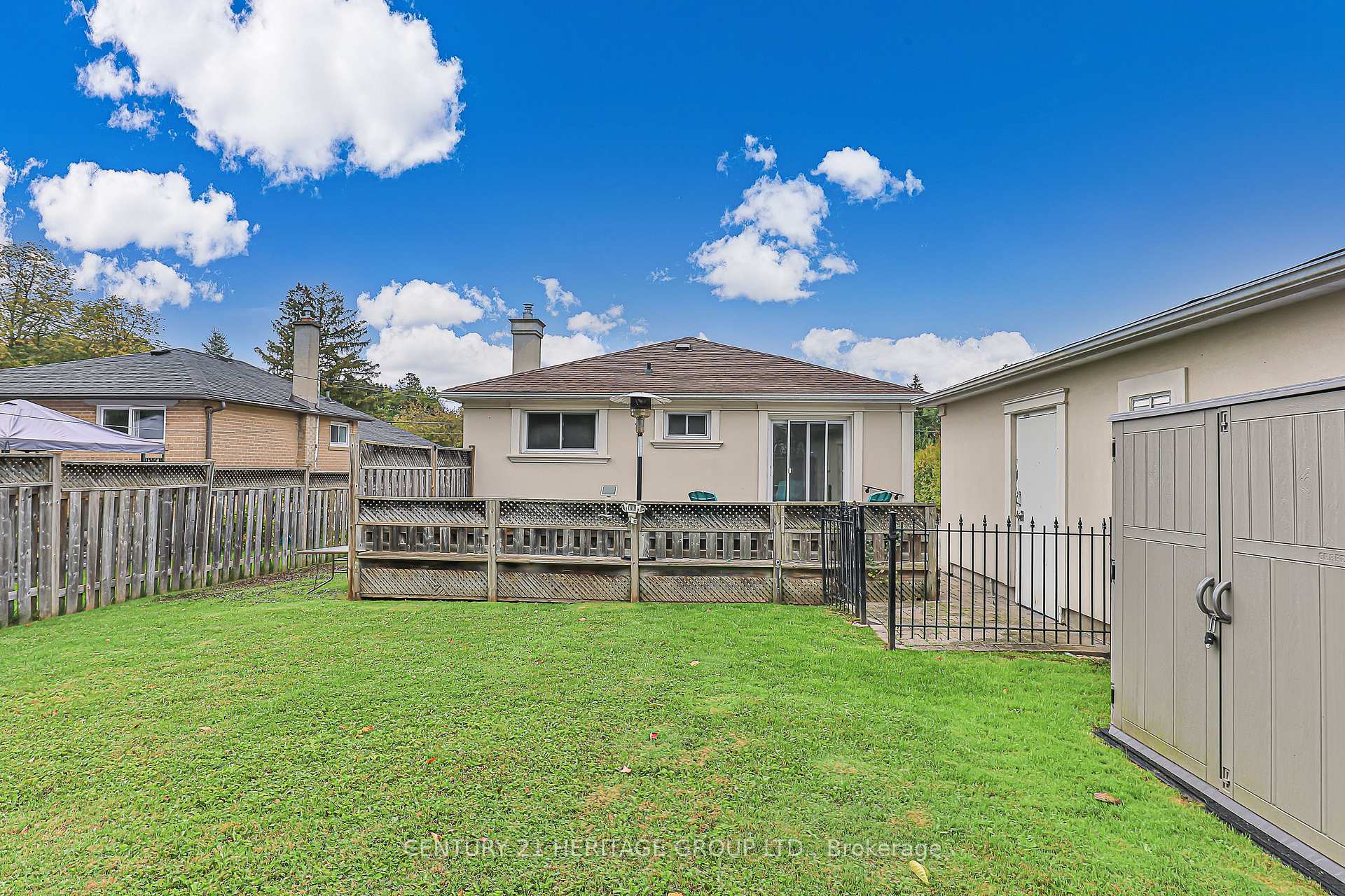 Photo 35 of 26 Knowles Crescent, Aurora, Aurora Highlands — HOMEH