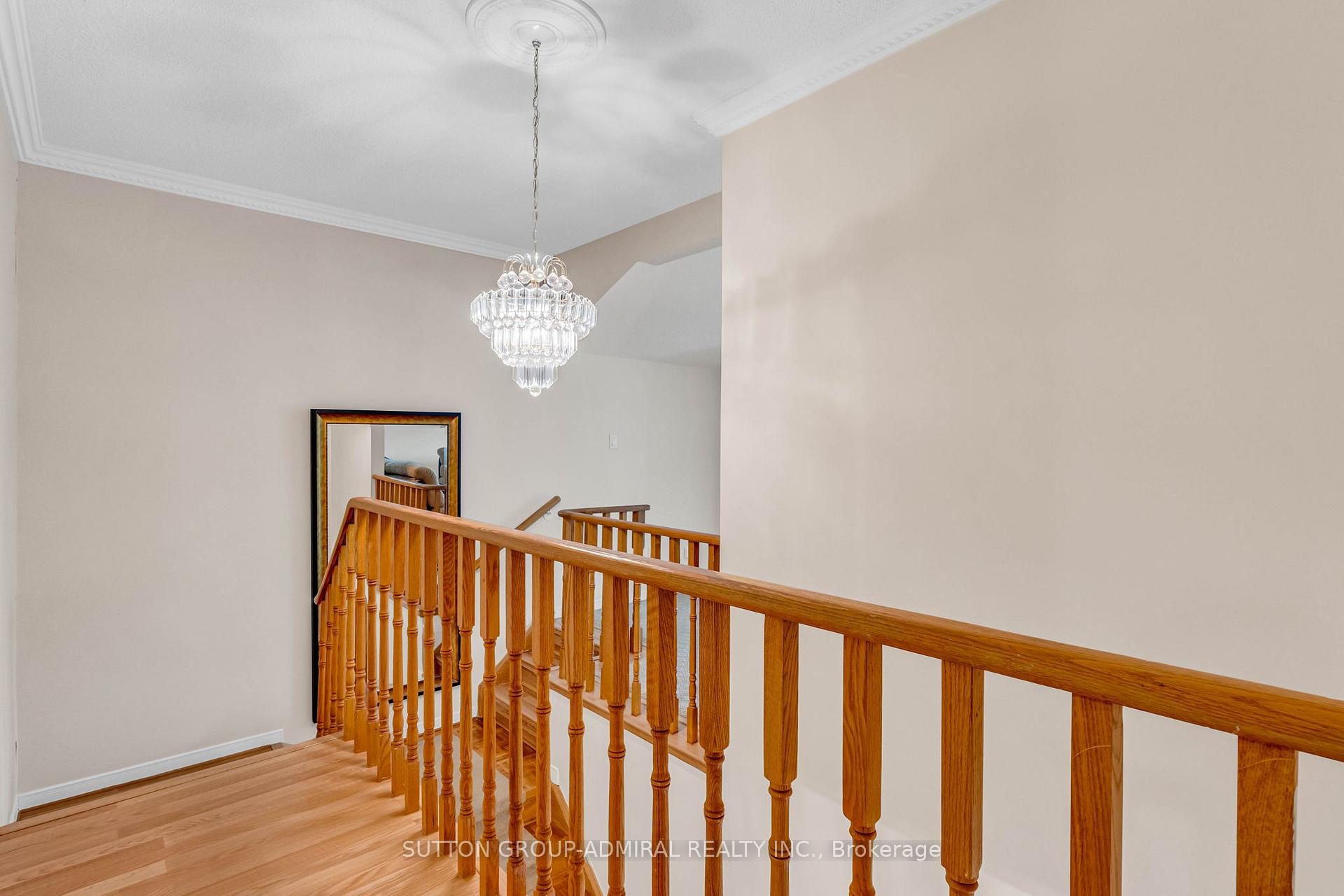 Photo 22 of 44 Brownridge Drive, Vaughan, Brownridge — HOMEH
