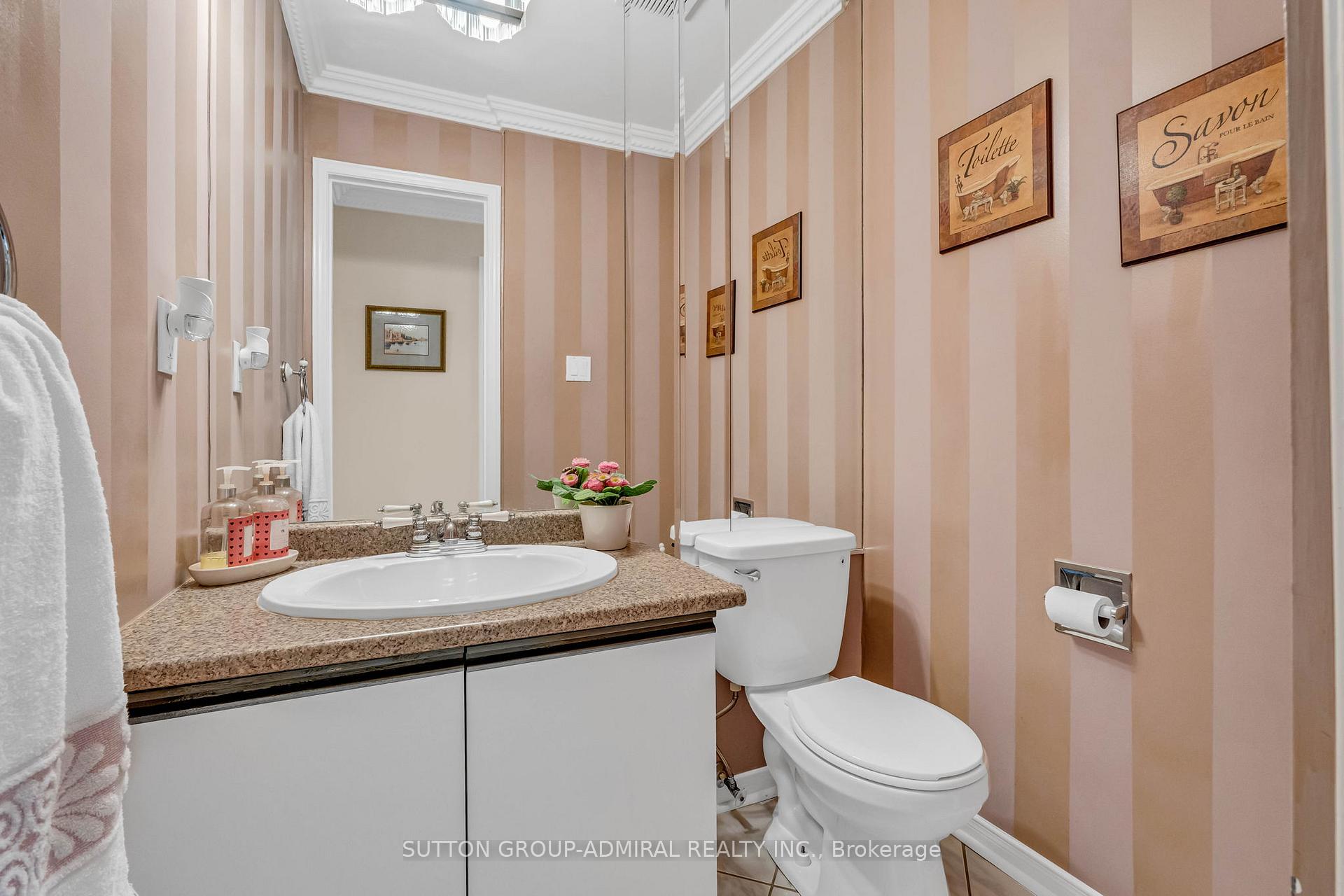 Photo 28 of 44 Brownridge Drive, Vaughan, Brownridge — HOMEH