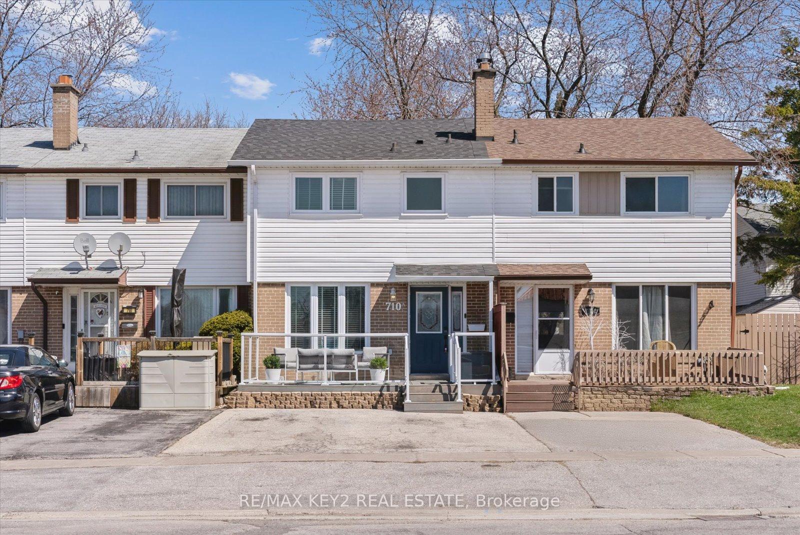 Photo 1 of 710A Krosno Boulevard, Pickering, Bay Ridges — HOMEH