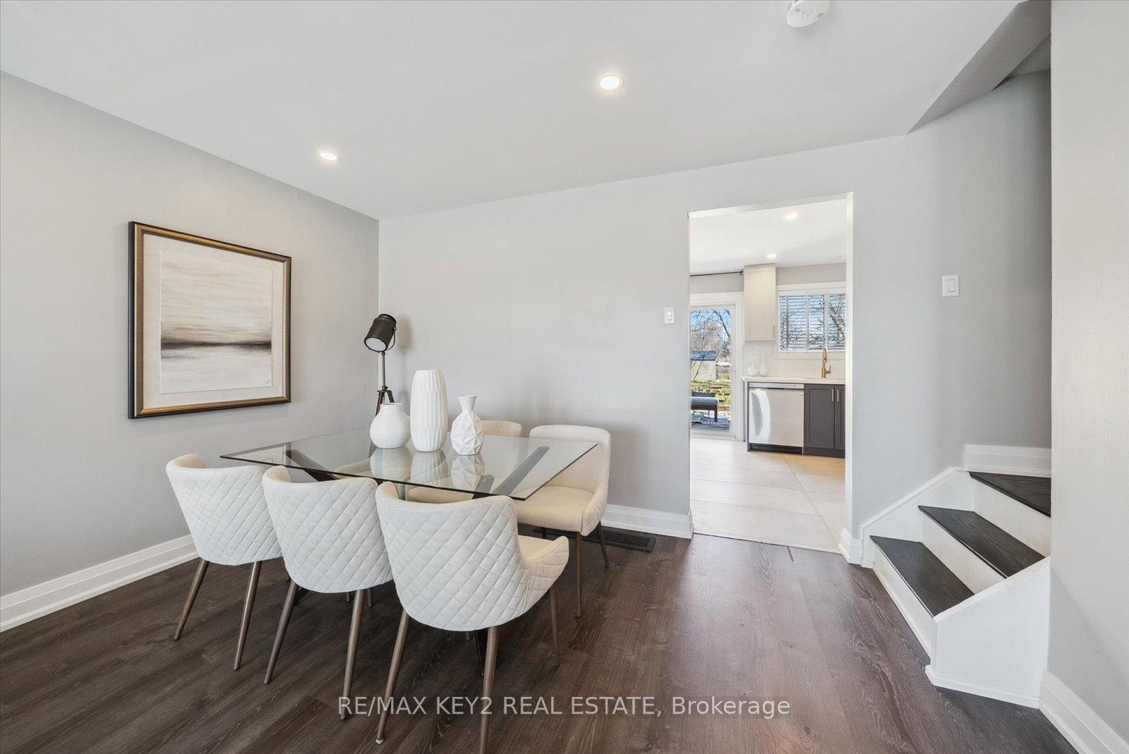 Photo 6 of 710A Krosno Boulevard, Pickering, Bay Ridges — HOMEH