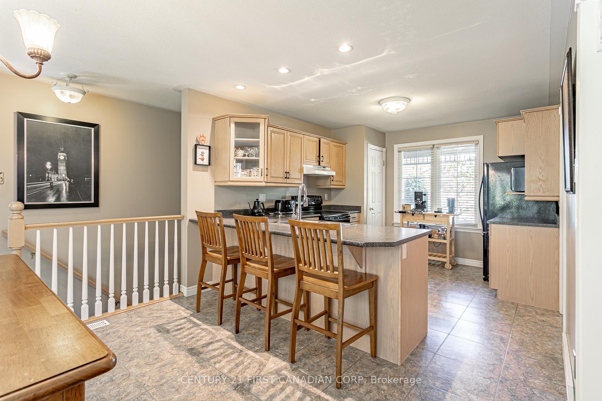 Photo 6 of 37 Tarry Parkway, Aylmer — HOMEH