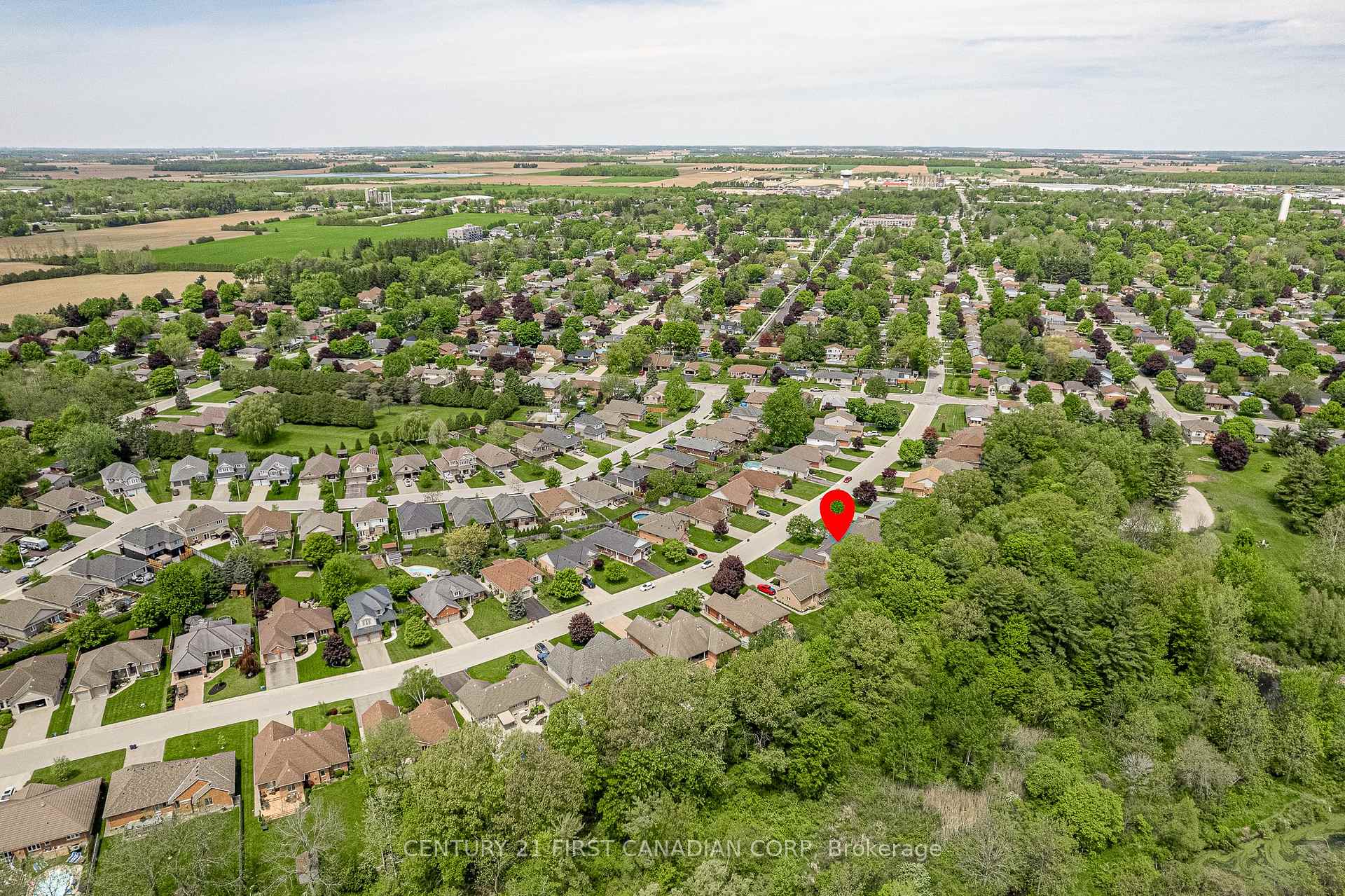 Photo 31 of 37 Tarry Parkway, Aylmer — HOMEH