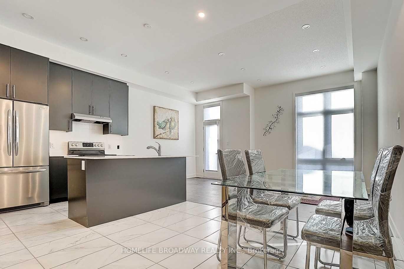 Photo 3 of 34 Brunet Drive, Vaughan, Vellore Village — HOMEH