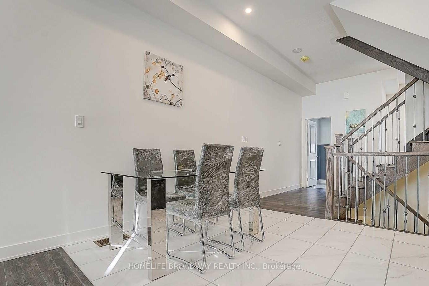 Photo 5 of 34 Brunet Drive, Vaughan, Vellore Village — HOMEH