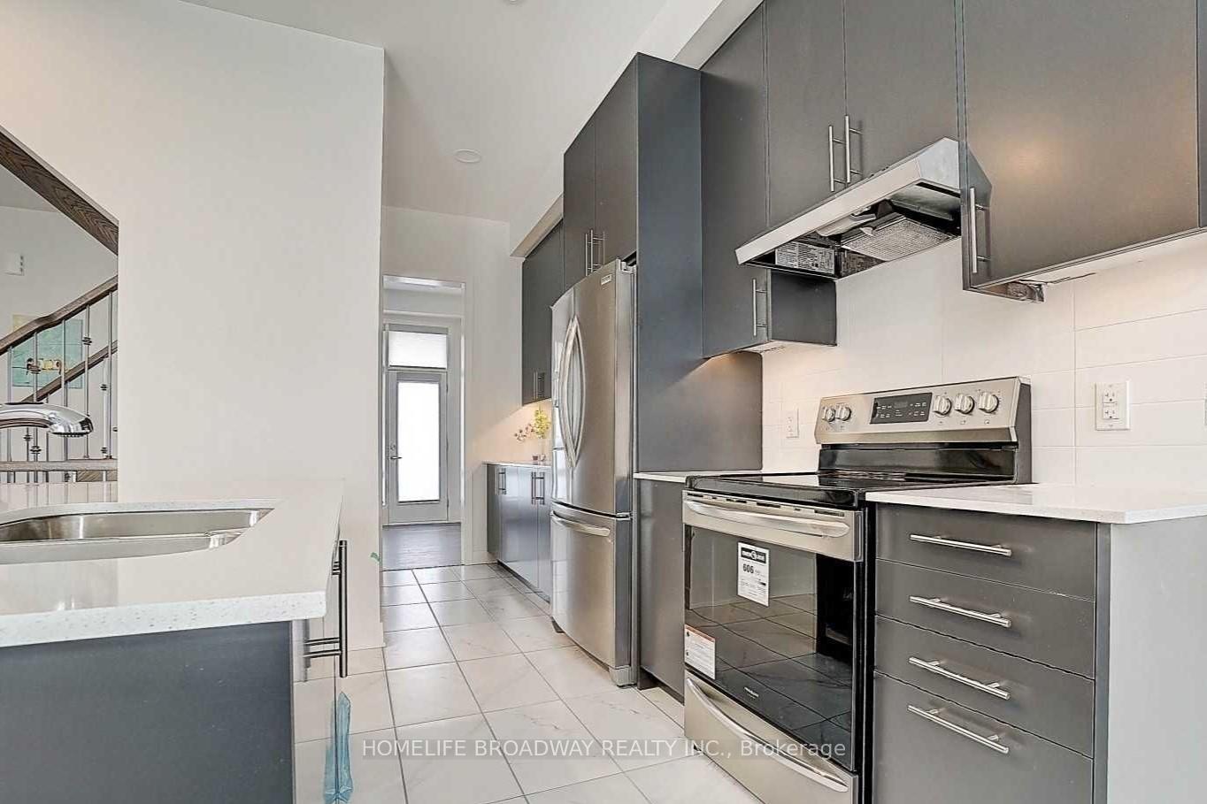 Photo 6 of 34 Brunet Drive, Vaughan, Vellore Village — HOMEH