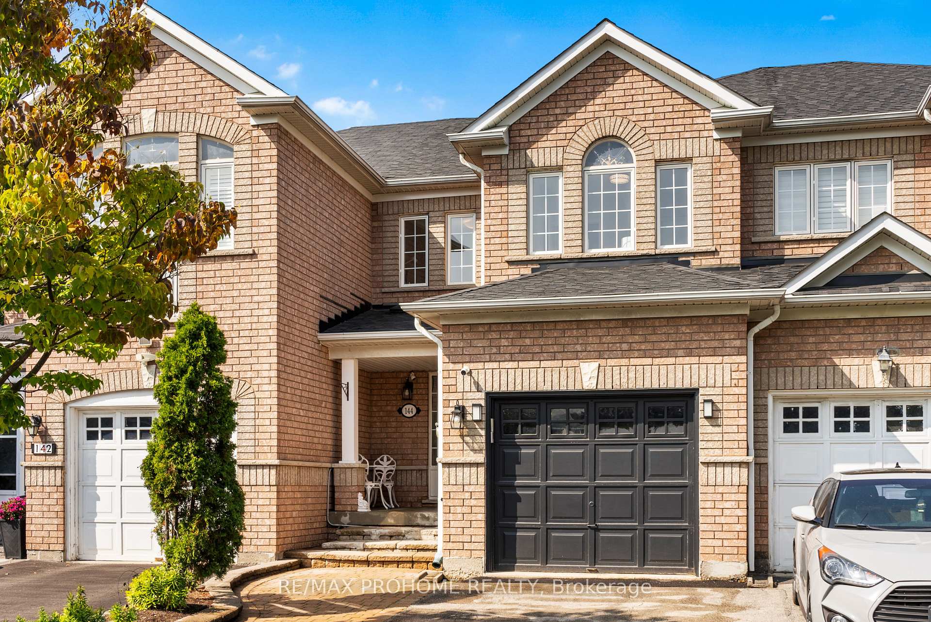 Photo 1 of 144 Deepspring Crescent, Vaughan, Vellore Village — HOMEH