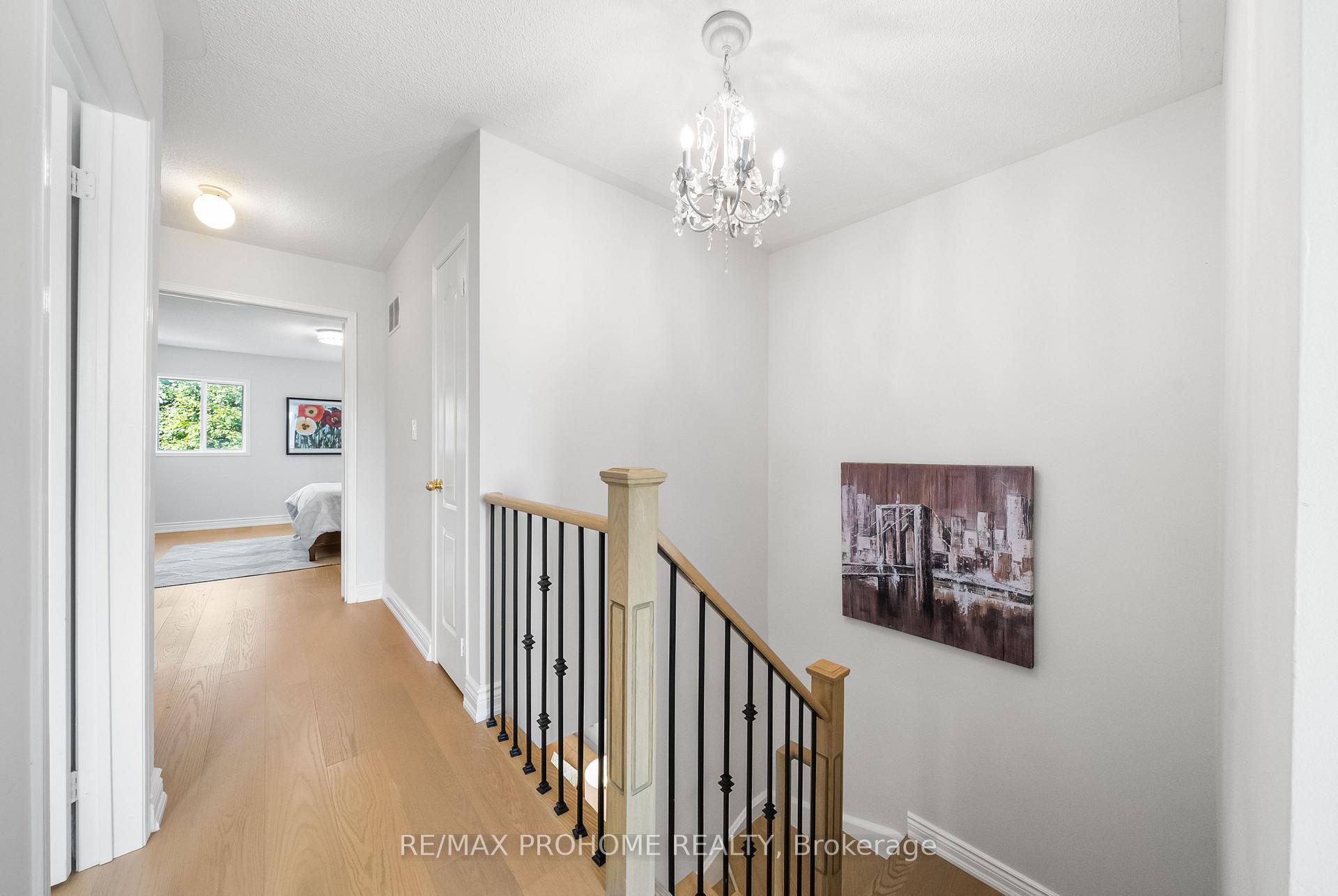 Photo 20 of 144 Deepspring Crescent, Vaughan, Vellore Village — HOMEH