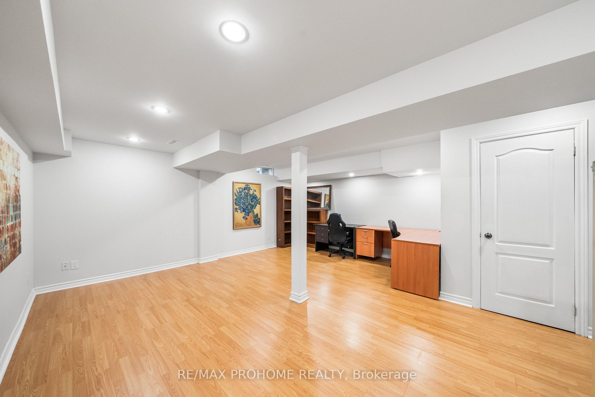 Photo 33 of 144 Deepspring Crescent, Vaughan, Vellore Village — HOMEH