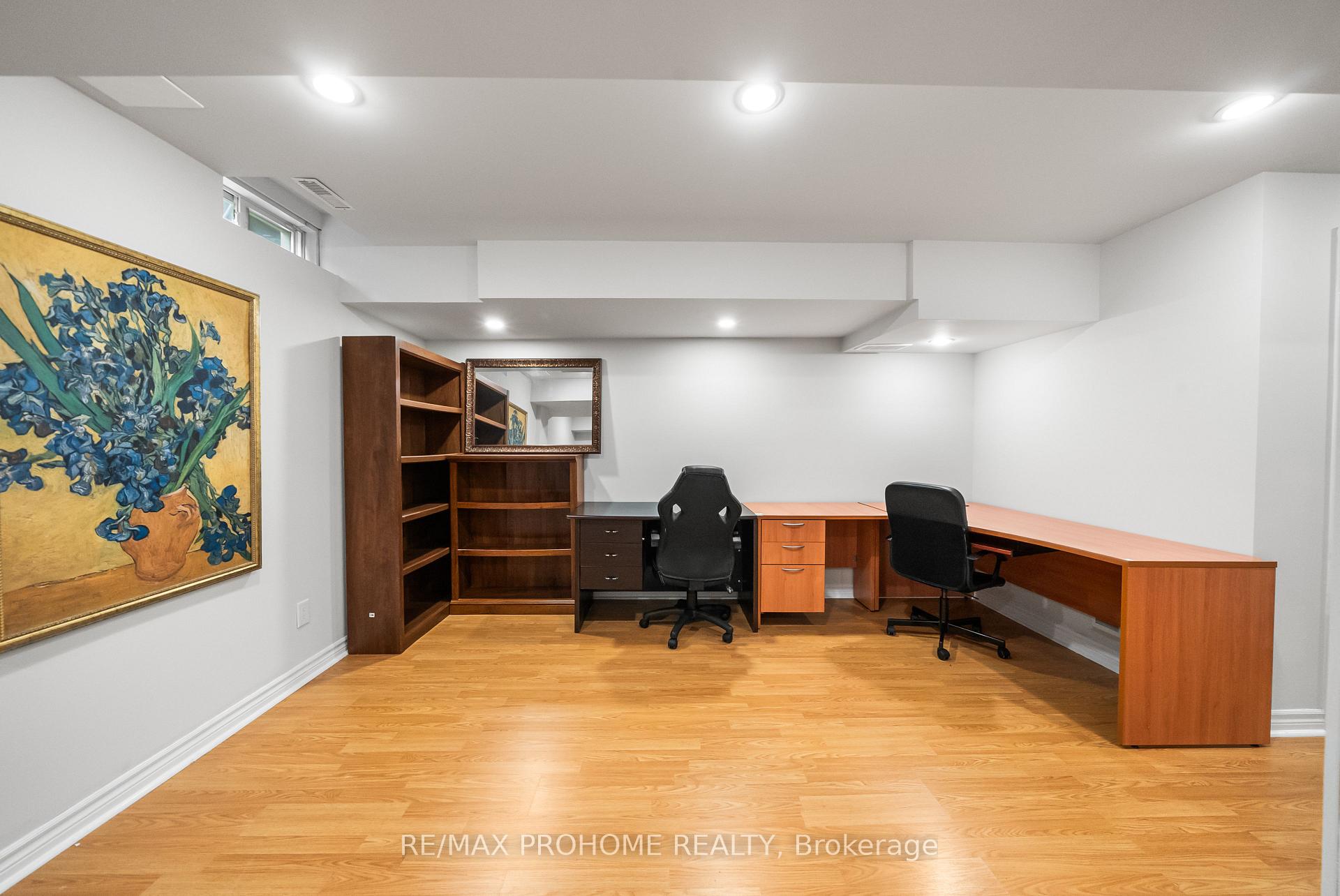 Photo 35 of 144 Deepspring Crescent, Vaughan, Vellore Village — HOMEH