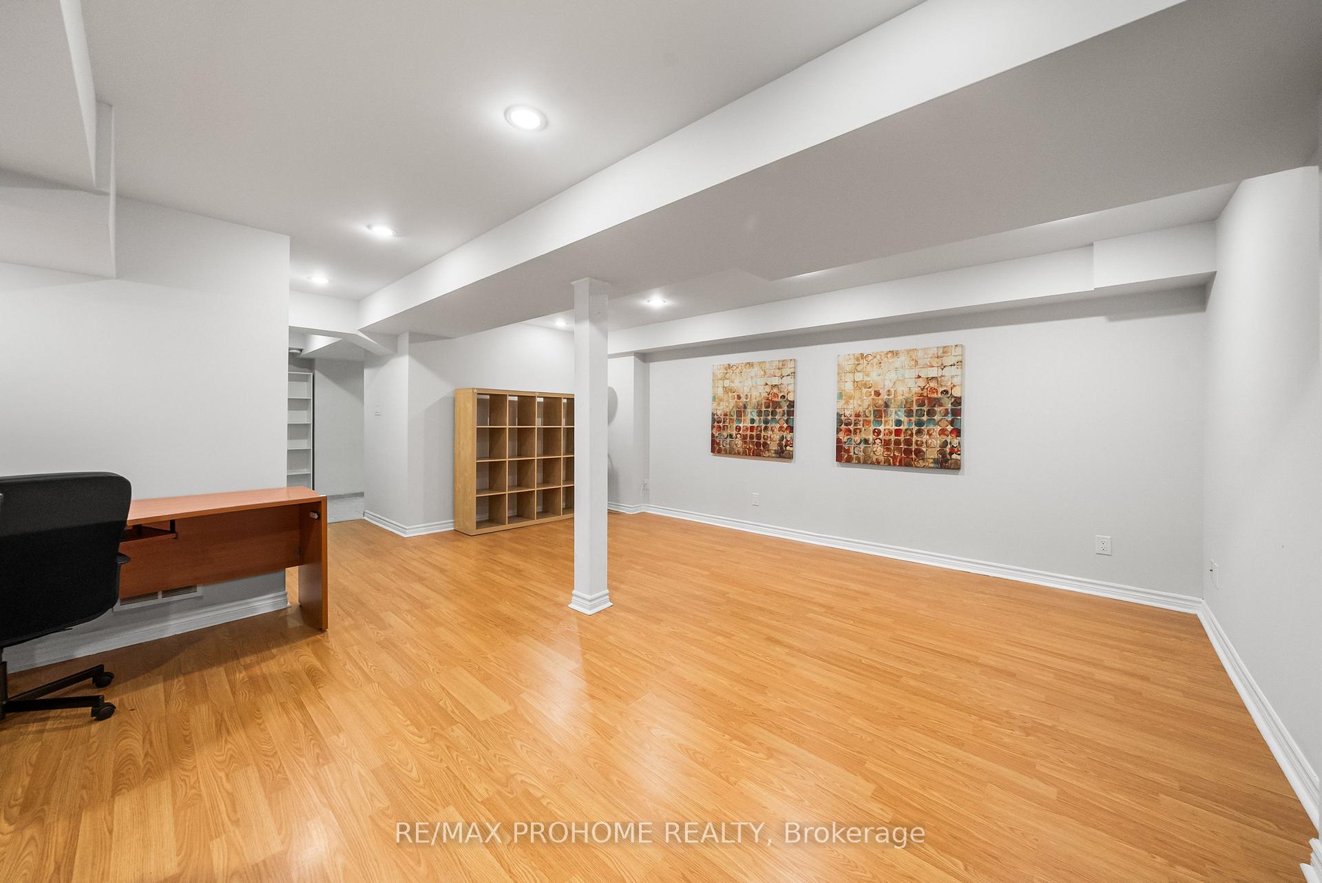 Photo 36 of 144 Deepspring Crescent, Vaughan, Vellore Village — HOMEH