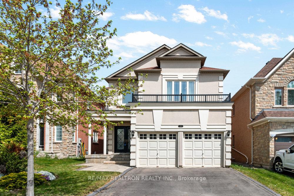 Front of 126 Ner Israel Drive