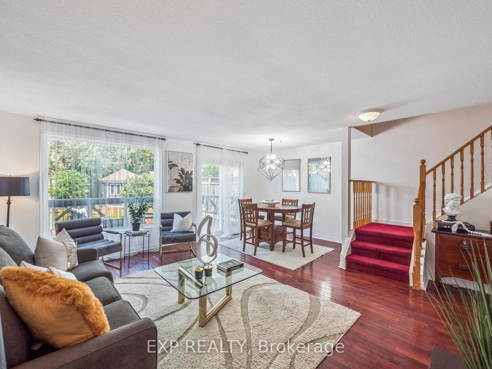 Photo 8 of 49 Ashcroft Court, Vaughan, East Woodbridge — HOMEH
