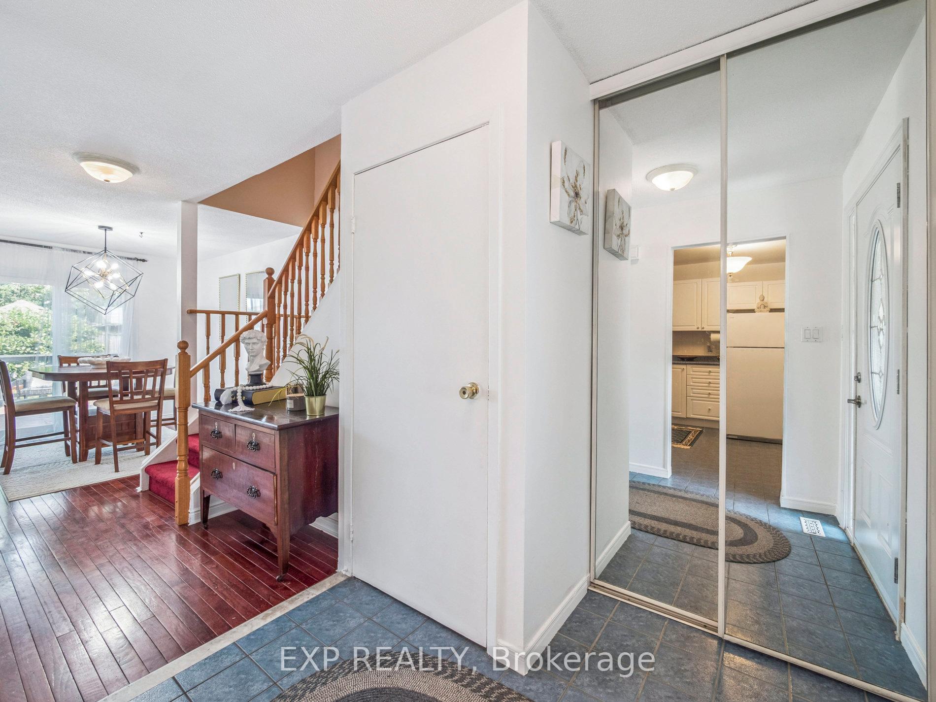 Photo 12 of 49 Ashcroft Court, Vaughan, East Woodbridge — HOMEH