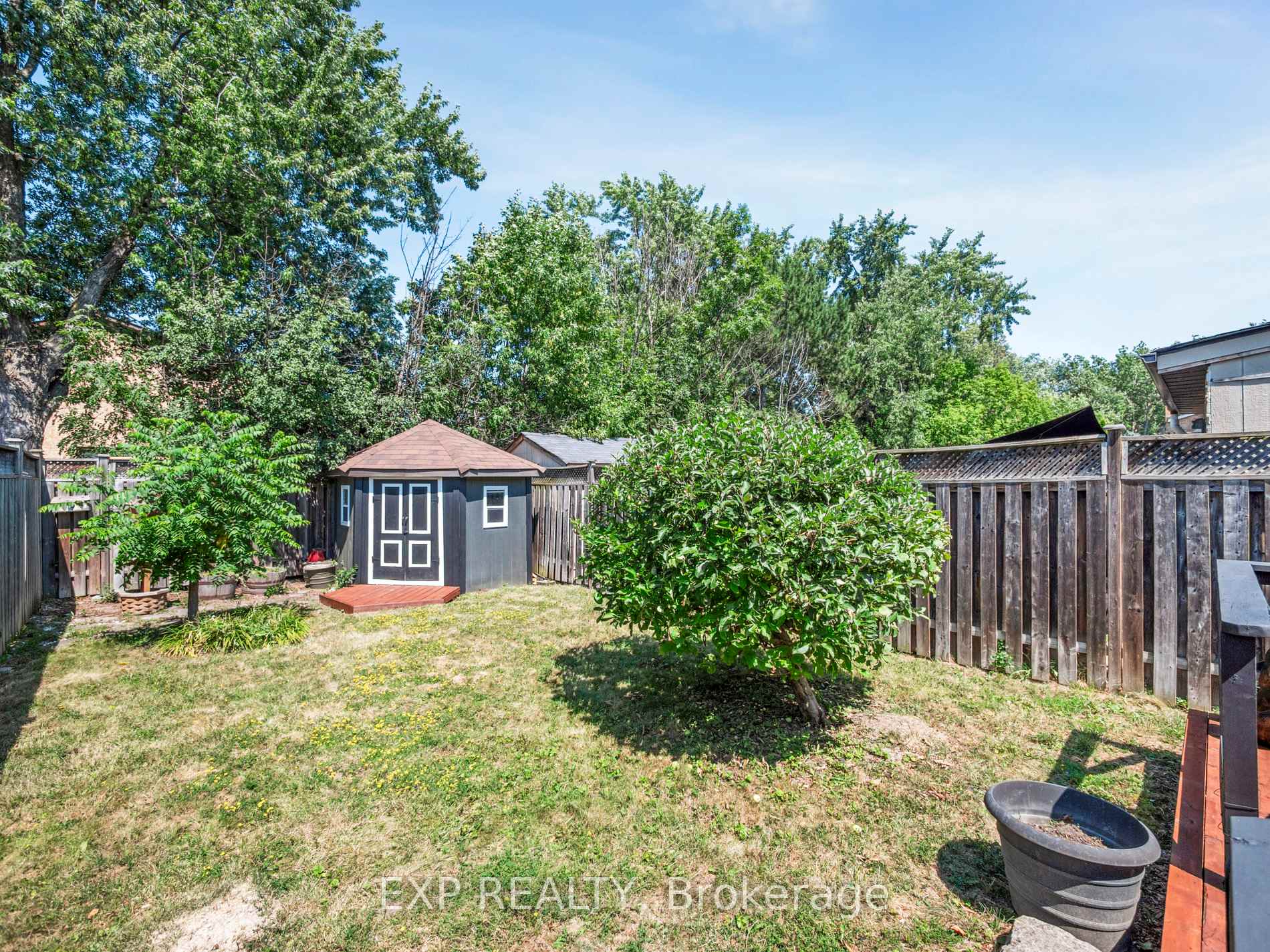 Photo 23 of 49 Ashcroft Court, Vaughan, East Woodbridge — HOMEH