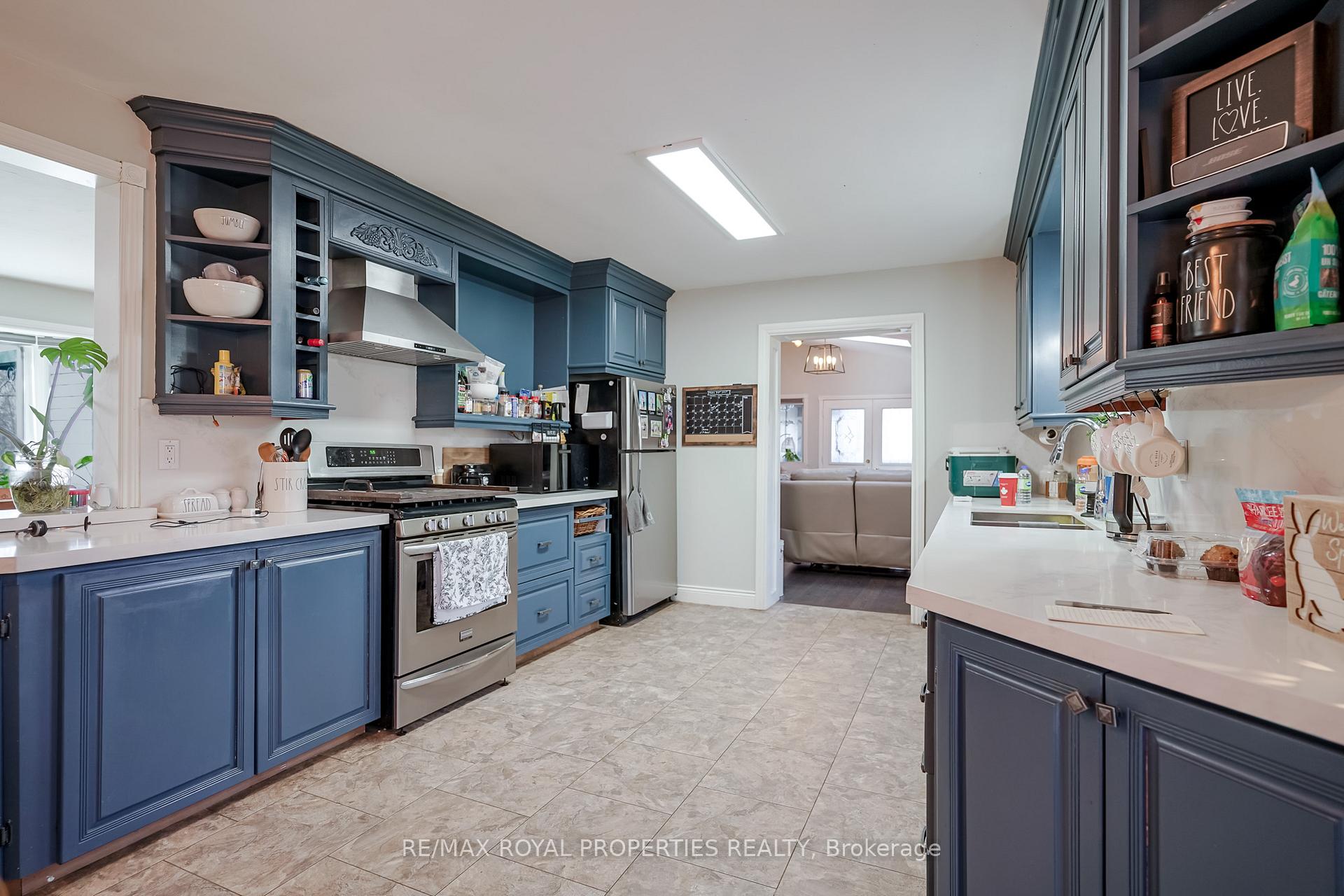 Photo 11 of 240 Davidson Street, Pickering, Rural Pickering — HOMEH
