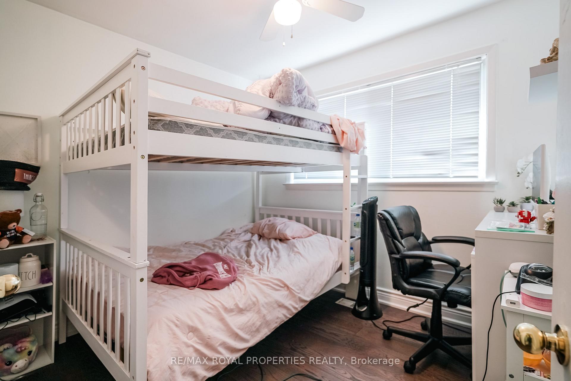 Photo 18 of 240 Davidson Street, Pickering, Rural Pickering — HOMEH