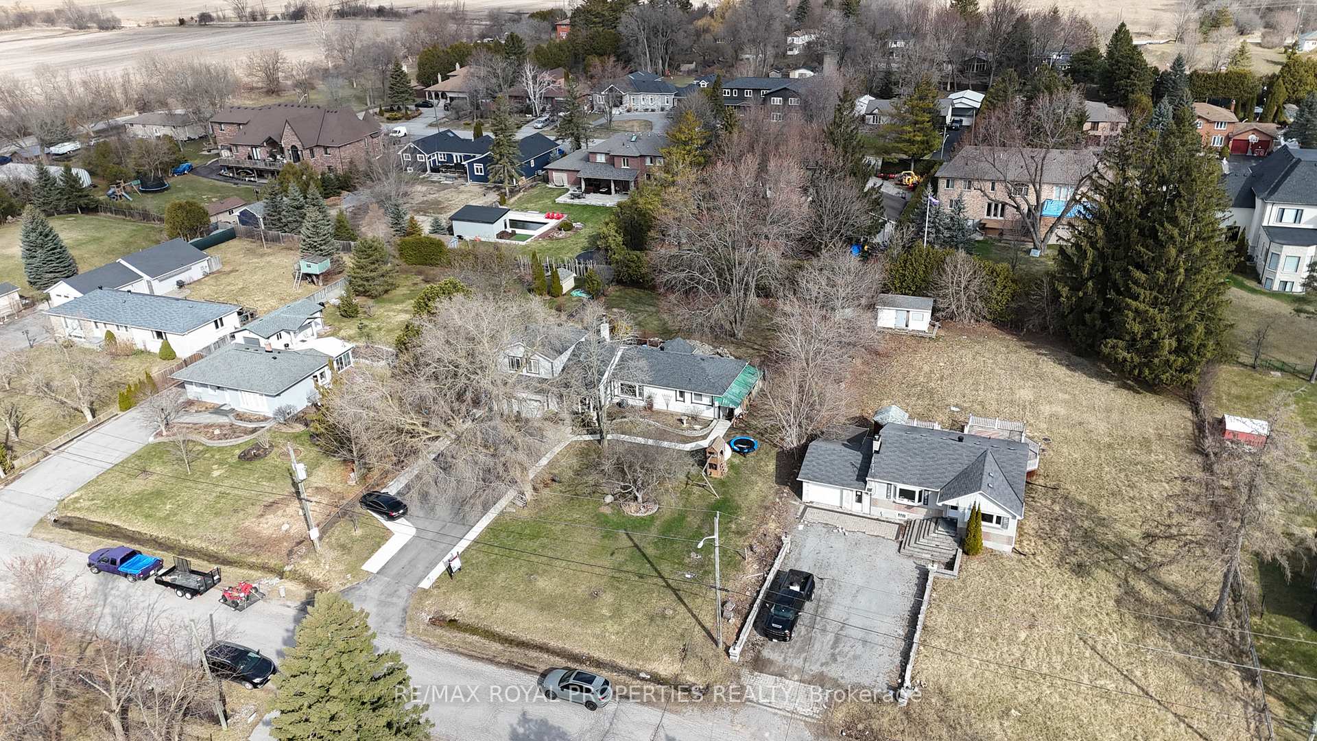 Photo 29 of 240 Davidson Street, Pickering, Rural Pickering — HOMEH